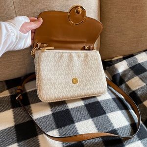 Michael Kors crossbody